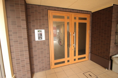 【エントランス】 | THE　ESTATE　NAGASE