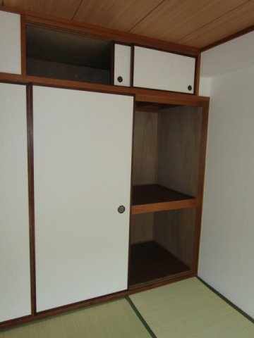 モンリベルテ野中の収納