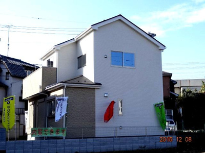 【外観】 | さいたま市緑区三室　新築分譲住宅全1棟 | 三室小学校500M　三室中学校900ｍ　バス停歩3分　コンビニ徒歩4分　全室南向き　陽当り良好　　