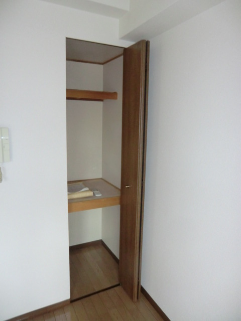 パラシオ塚本IIIの収納