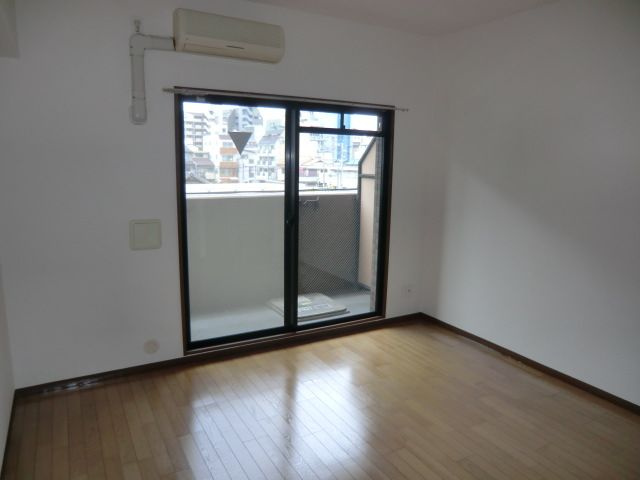 パラシオ塚本IIIの居間・リビング