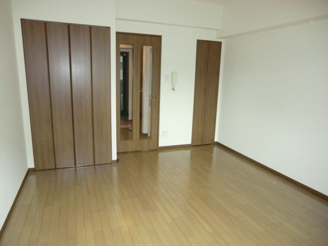 パラシオ塚本IIIの洋室