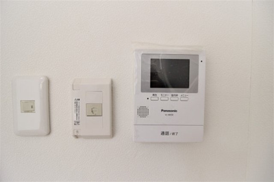 【設備】 | 西山本ハイツ | ☆TVモニター付きインターホン☆