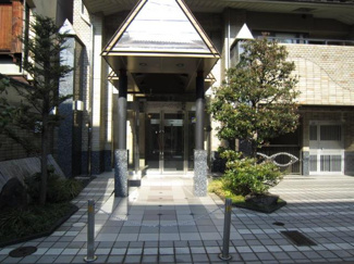 【エントランス】
