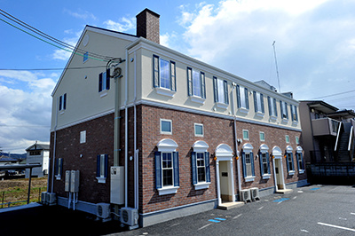 【外観】 | カサフェリス富雄　弐番館