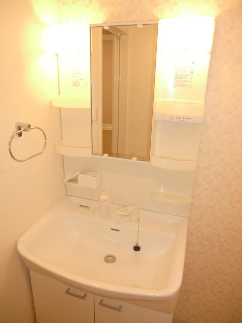 アネックス塚本の独立洗面台