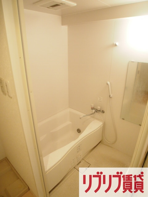 セザン新町の浴室