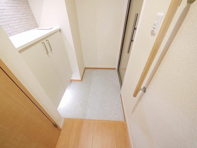 アクシアの玄関|落ち着いた玄関です