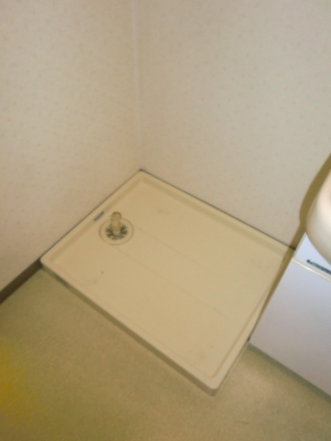 サンシャイン奥村の設備|室内洗濯パン
