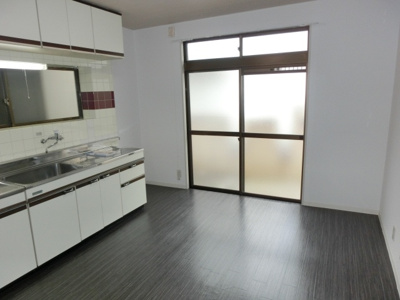 【居間・リビング】 | 片山ハイツ　B棟