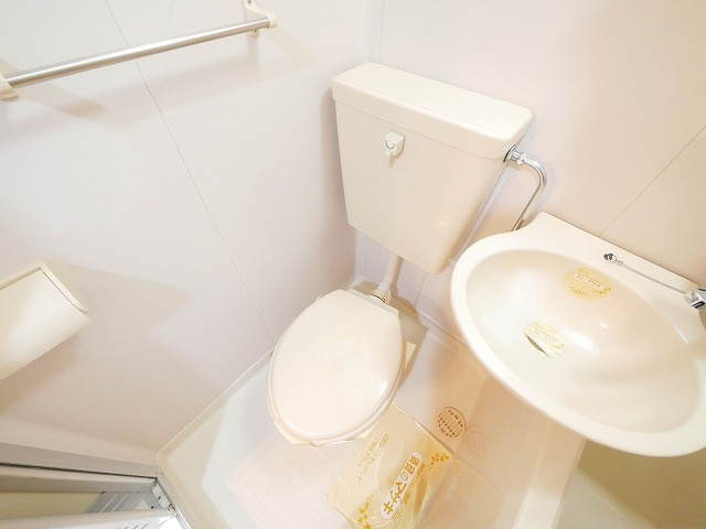 シティパレス新大宮P-5のトイレ