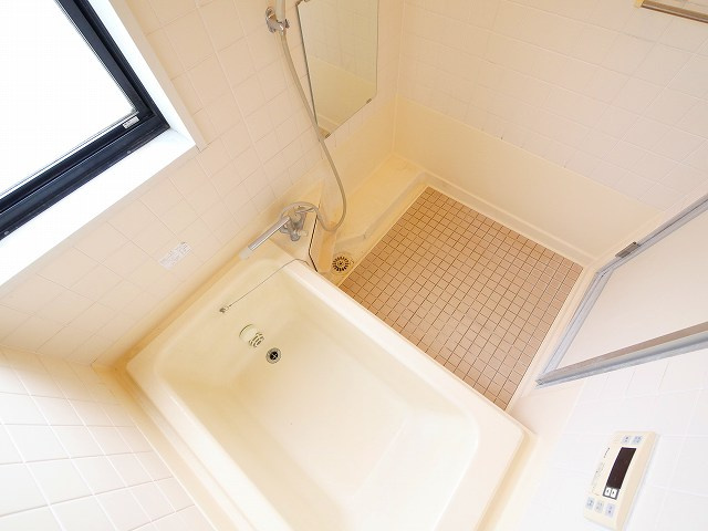 杉澤メゾネット（押熊町）の浴室