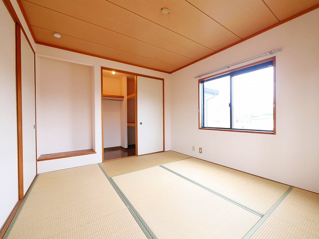 杉澤メゾネット（押熊町）の和室