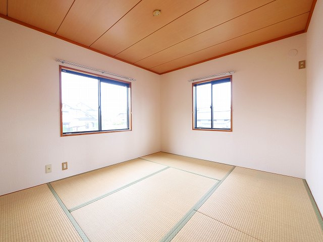 杉澤メゾネット（押熊町）の和室