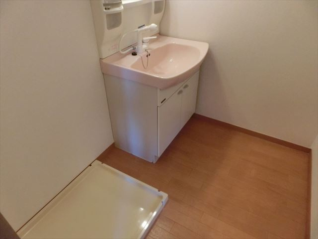 サンガーデン宮本Ｅの設備|洗濯物置き場完備