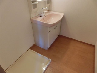 【設備】 | サンガーデン宮本Ｅ | 洗濯物置き場完備