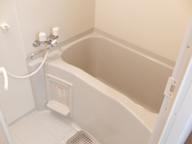 大阪市西淀川区御幣島２丁目の賃貸マンションの浴室