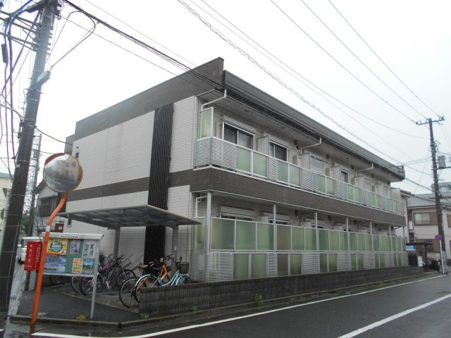 リブリ・クローバーの外観