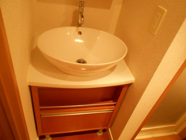 リブリ・クローバーの独立洗面台