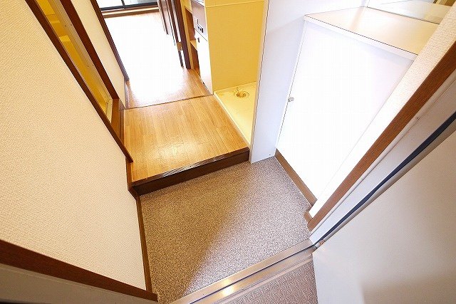 シティパレスやすらぎの道Ｐ６の玄関|きれいな玄関です