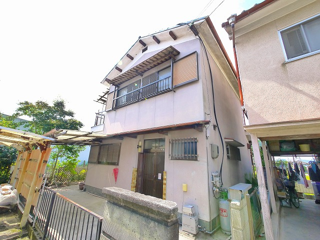 山手一戸建の外観