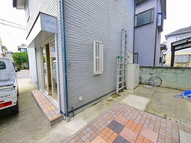 松村店舗・事務所の外観