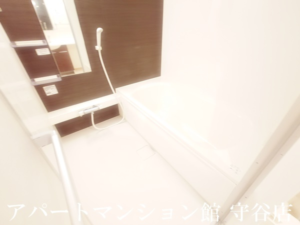 コーポファミーユの浴室