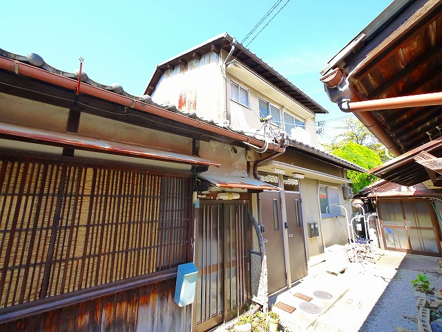 中島アパートの外観