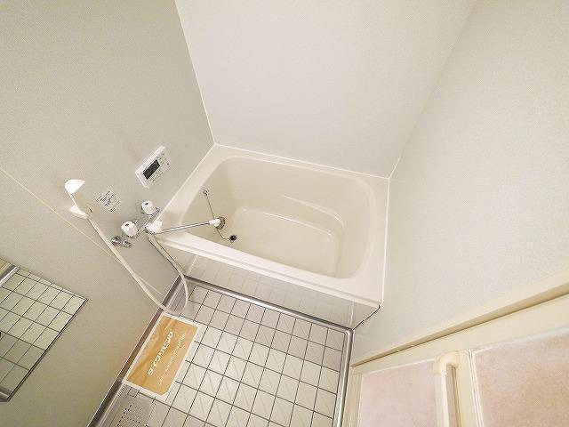 ルーチェ本町の浴室|きれいなお風呂です