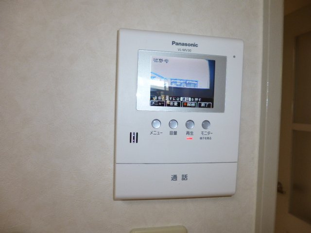 総社市門田のアパートのセキュリティ|TVインターホン