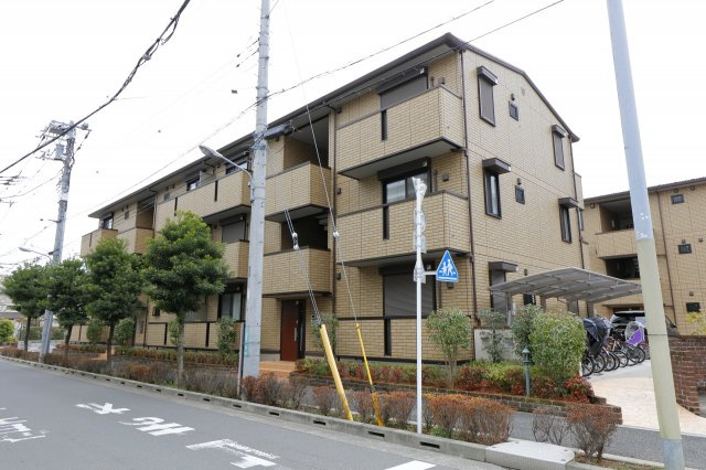 ロイヤルティアラⅤ・Ⅵ Ⅵの外観