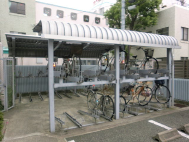 大阪市淀川区三国本町３丁目の賃貸マンションのその他共用部分|駐輪場