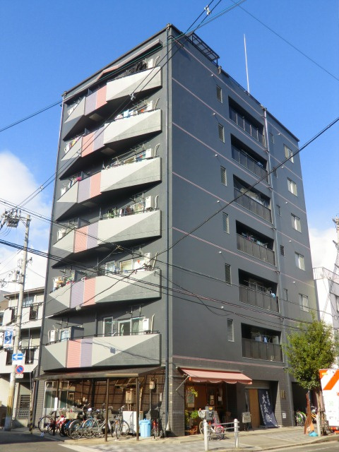 大阪市淀川区十三元今里１丁目の賃貸マンションの外観