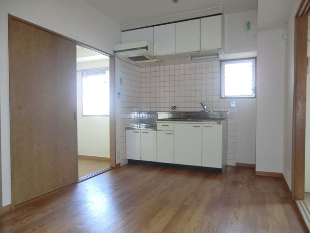 大阪市淀川区十三元今里１丁目の賃貸マンションの居間・リビング