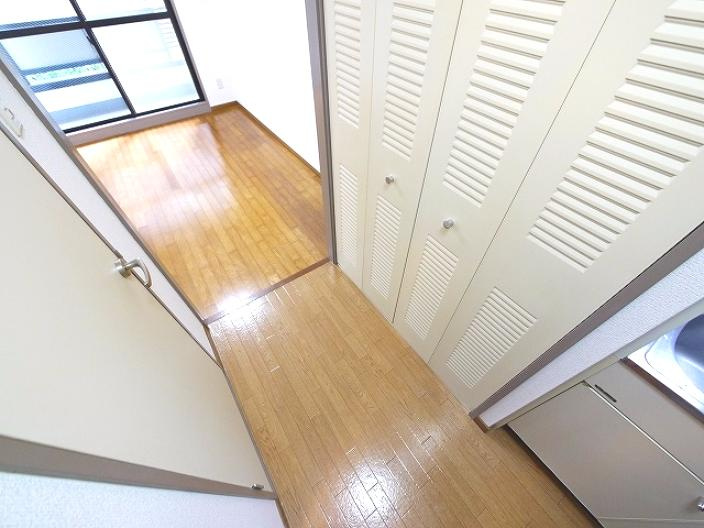 ウインライフ若草山の収納|こまごまとしたものを収納できそうですね