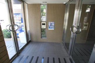 【エントランス】 | ラヴィエベル門真