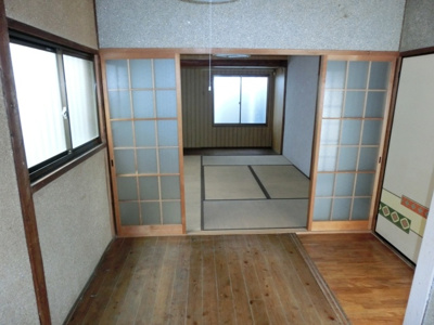 【居間・リビング】 | 長尾町　貸家