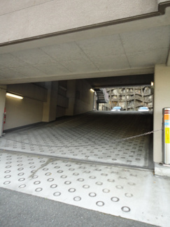 【外観】 | アズレ川西