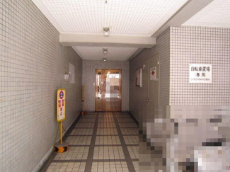 【エントランス】