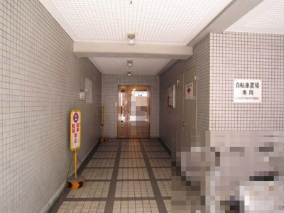 【エントランス】 | ロイヤルプラザ御幸町