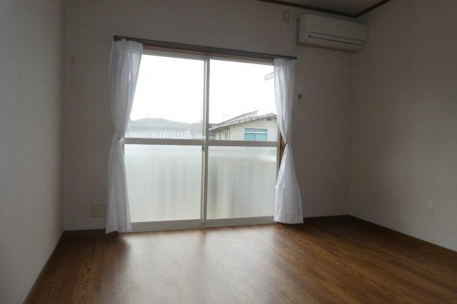 小山エビスコーポの洋室