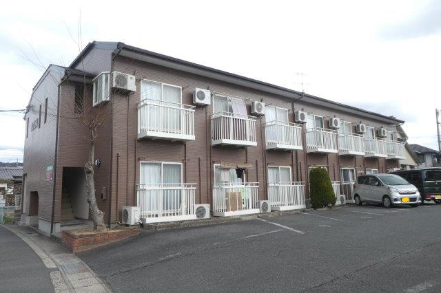 小山エビスコーポの外観