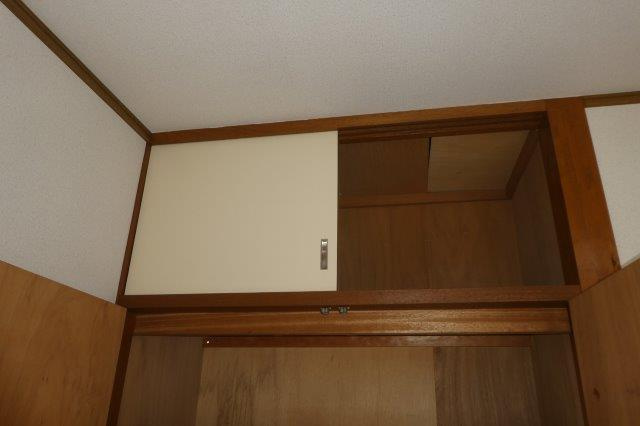 岡山市北区小山のアパートの収納