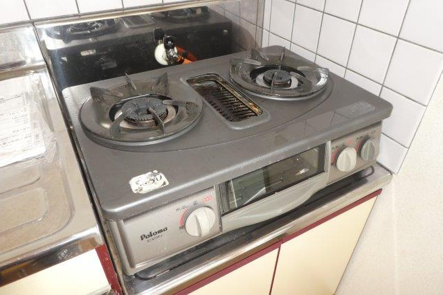 岡山市北区小山のアパートのキッチン|2口ガスコンロ