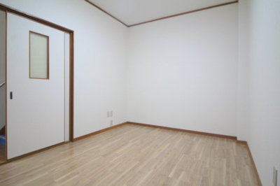 【洋室】 | 岡町南１丁目テラスハウス