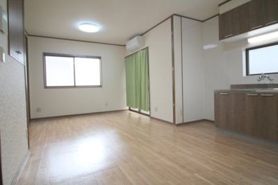 【居間・リビング】 | 岡町南１丁目テラスハウス