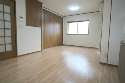 【居間・リビング】 | 岡町南１丁目テラスハウス