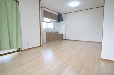【居間・リビング】 | 岡町南１丁目テラスハウス