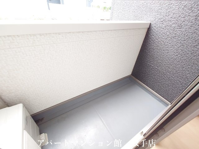 HEADLEY GRANGEのバルコニー