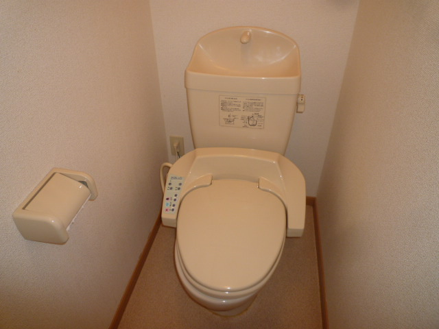 ソレイユKのトイレ|シャワー付きトイレ